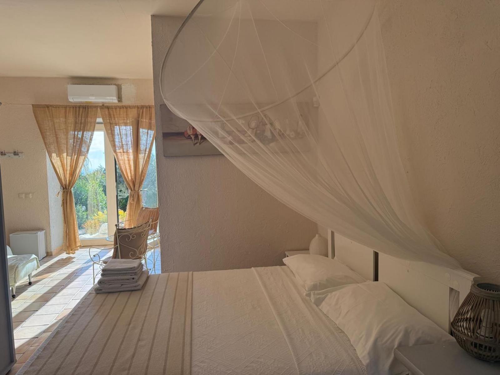 Poggio Bellavista Bed and Breakfast Sampieri Εξωτερικό φωτογραφία
